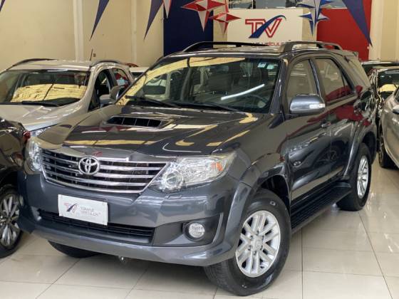 TOYOTA HILUX SW4 3.0 SRV 4X4 16V TURBO INTERCOOLER DIESEL 4P AUTOMÁTICO